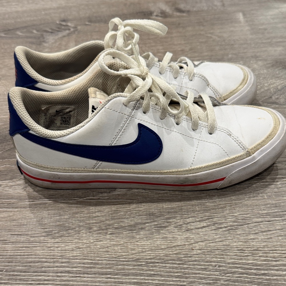 Nike Boys Low Court Royal Sneakers 5Y